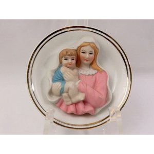 Vtg Madonna & Child Mary Baby Jesus 3D Miniature Porcelain Plate Artmark  1996